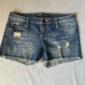 ZCO Denim Shorts Women’s Size 9 Distressed Dark Wash‎ Premium Jean Short Y2K